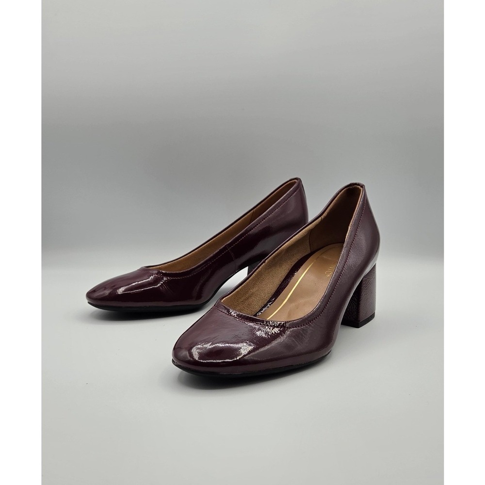 Vionic Carmel Women's Pumps Size 8W Syrah Crinkle Patent Block Heel Comfort